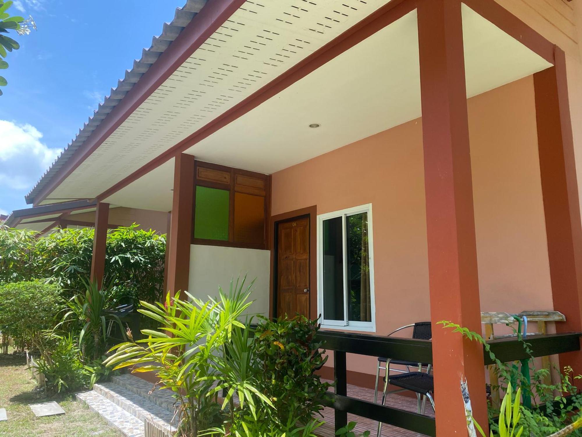 Hostel Baan Longhaad Ko Lanta Zewnętrze zdjęcie