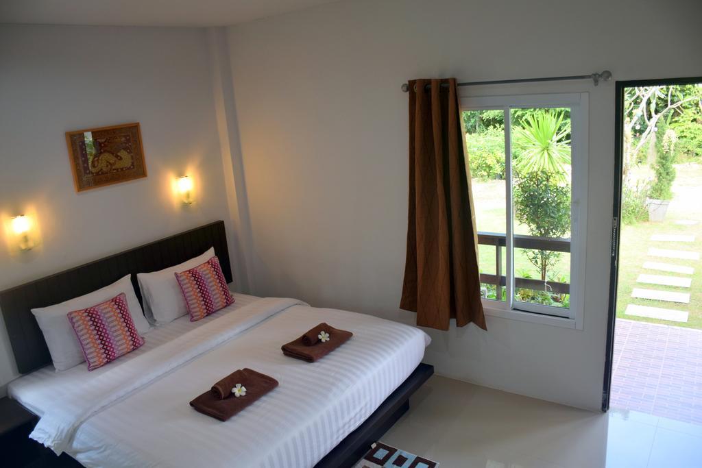 Hostel Baan Longhaad Ko Lanta Zewnętrze zdjęcie