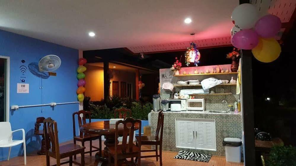 Hostel Baan Longhaad Ko Lanta Zewnętrze zdjęcie